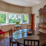 Renovatie woonkamer voor foto.