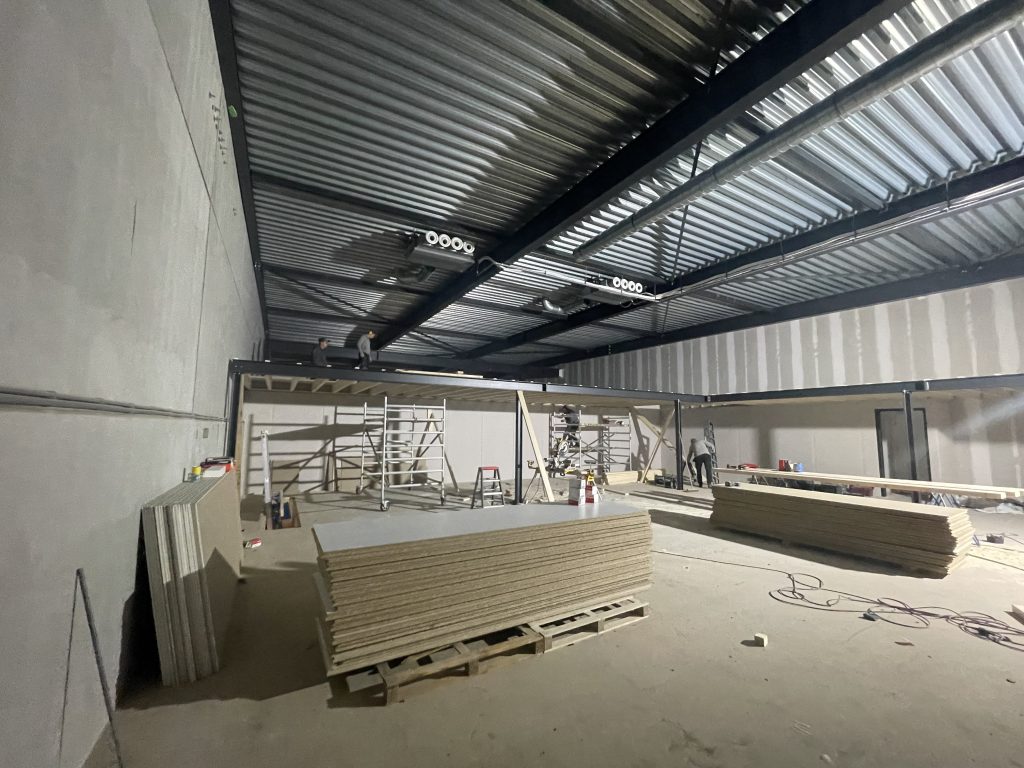 Verbouwing Personal Fitness Soest tijdens foto